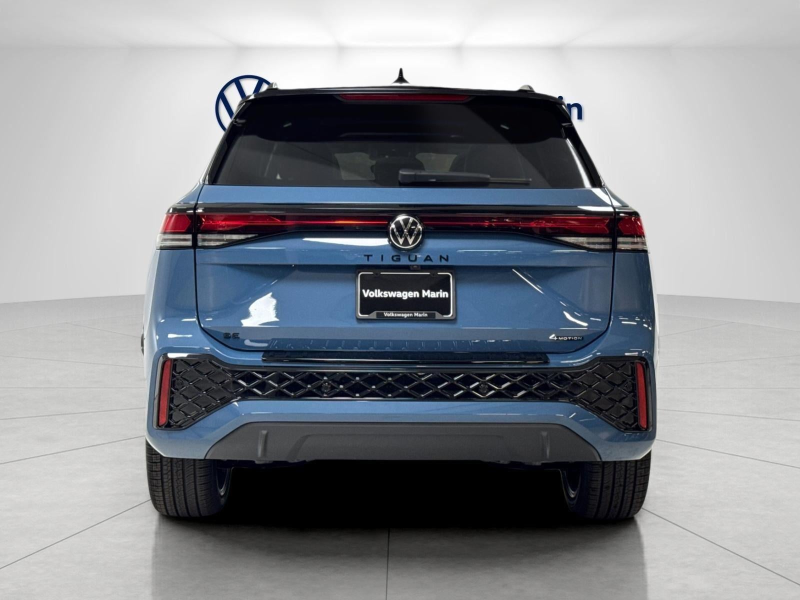 2026 Volkswagen Tiguan SE R-Line Black