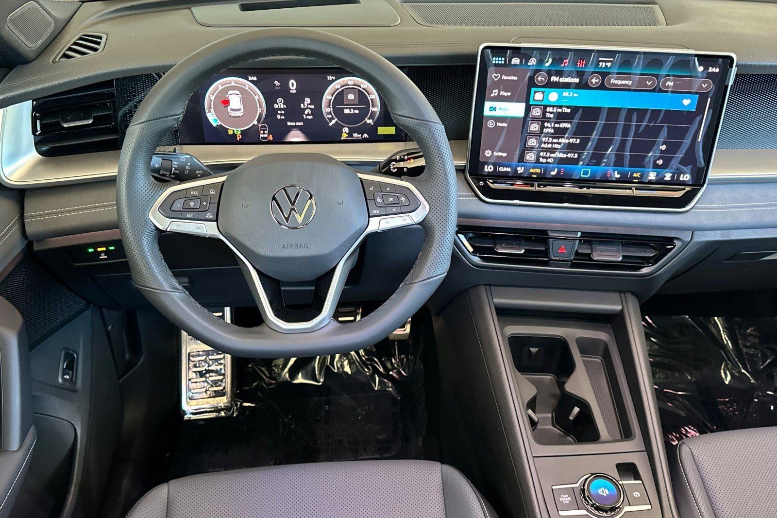 2026 Volkswagen Tiguan SE R-Line Black