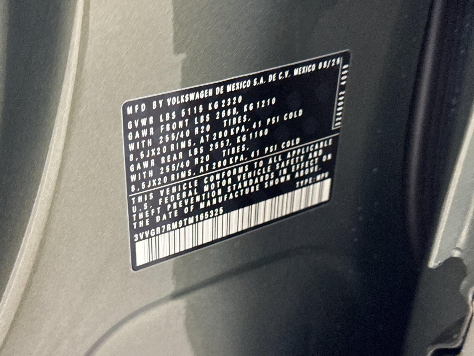 2026 Volkswagen Tiguan SE R-Line Black