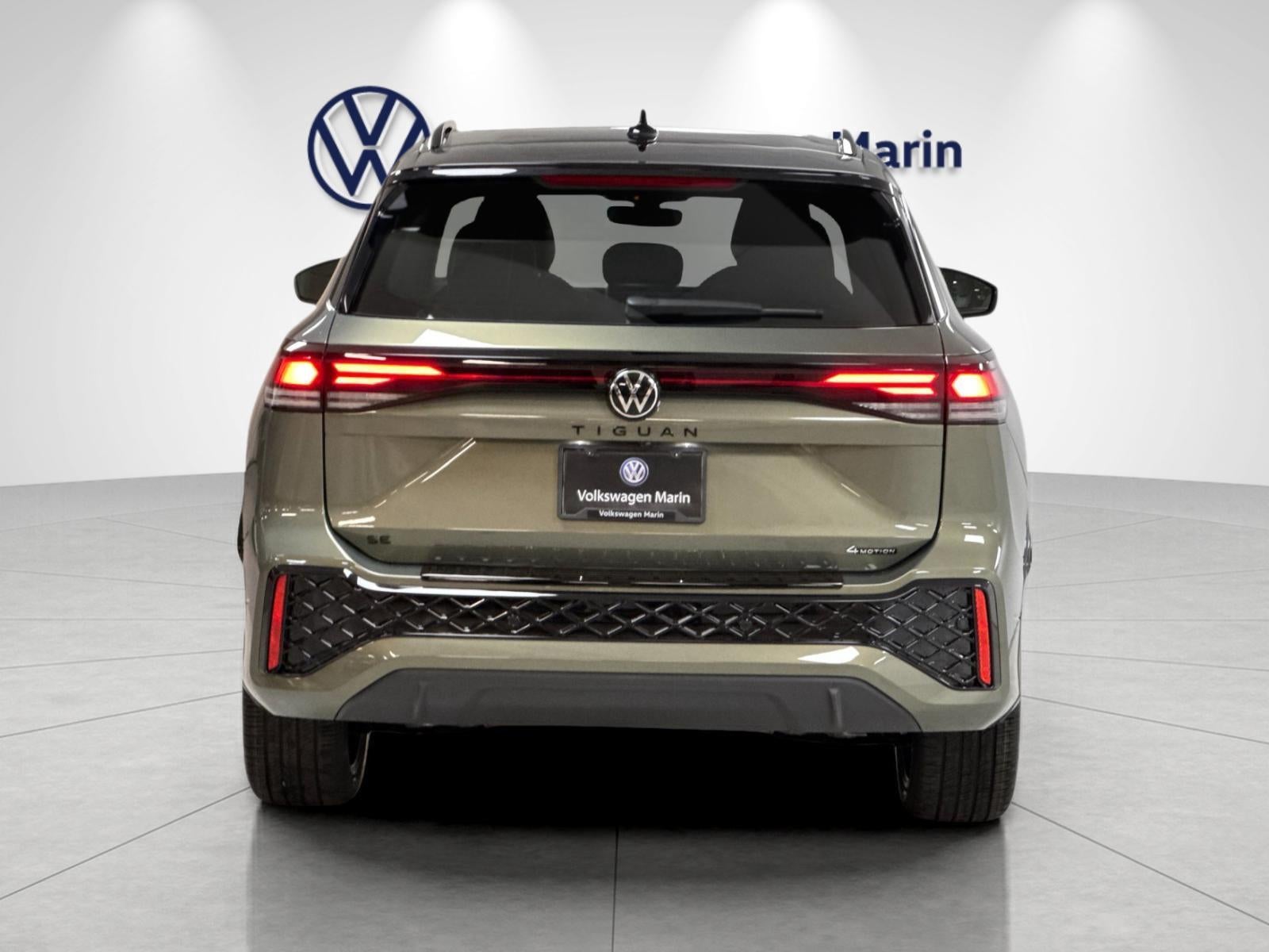 2026 Volkswagen Tiguan SE R-Line Black