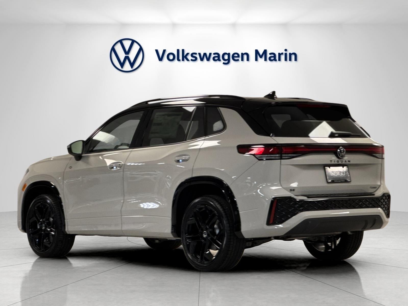 2026 Volkswagen Tiguan SE R-Line Black