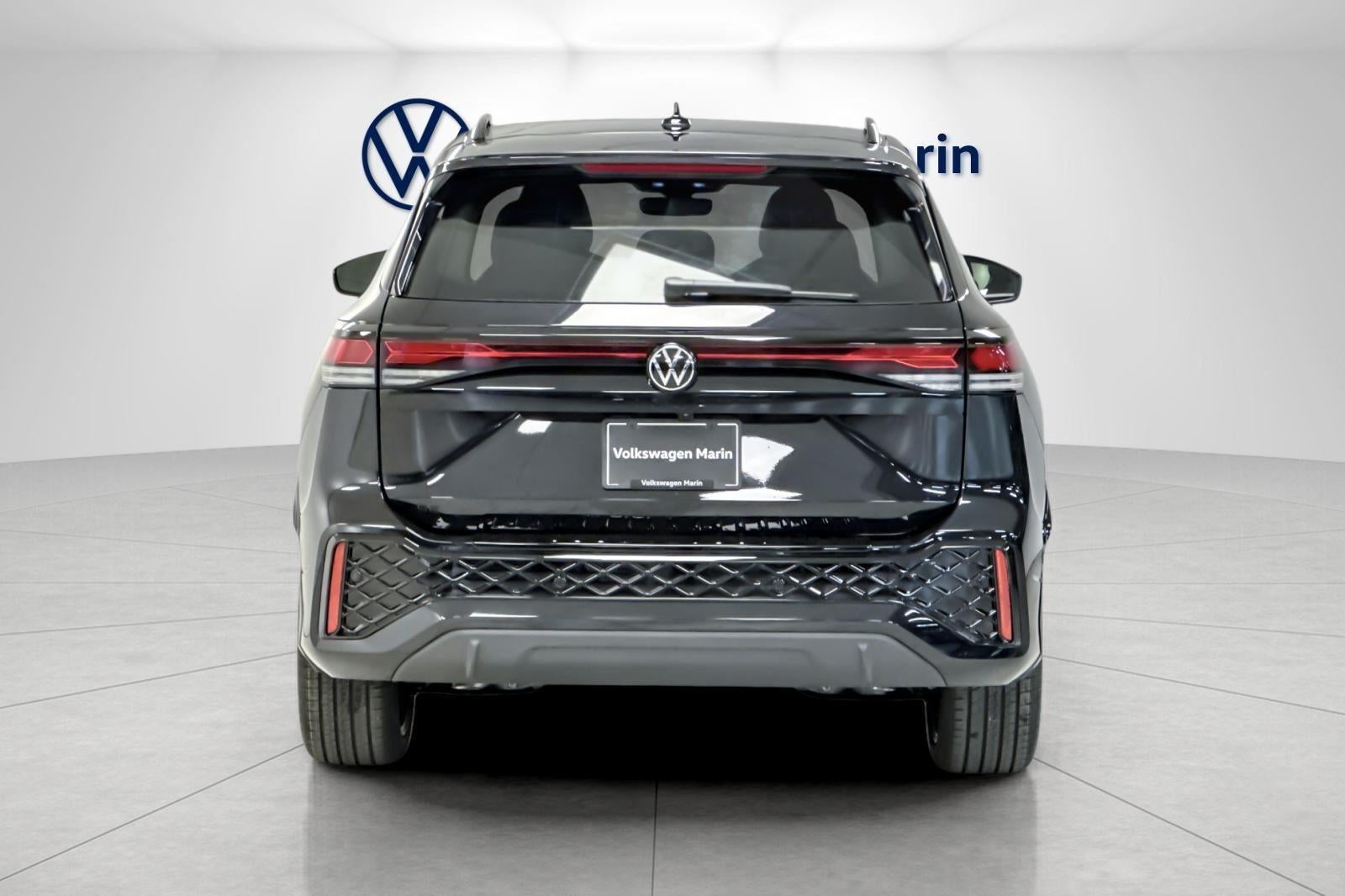 2026 Volkswagen Tiguan SE R-Line Black