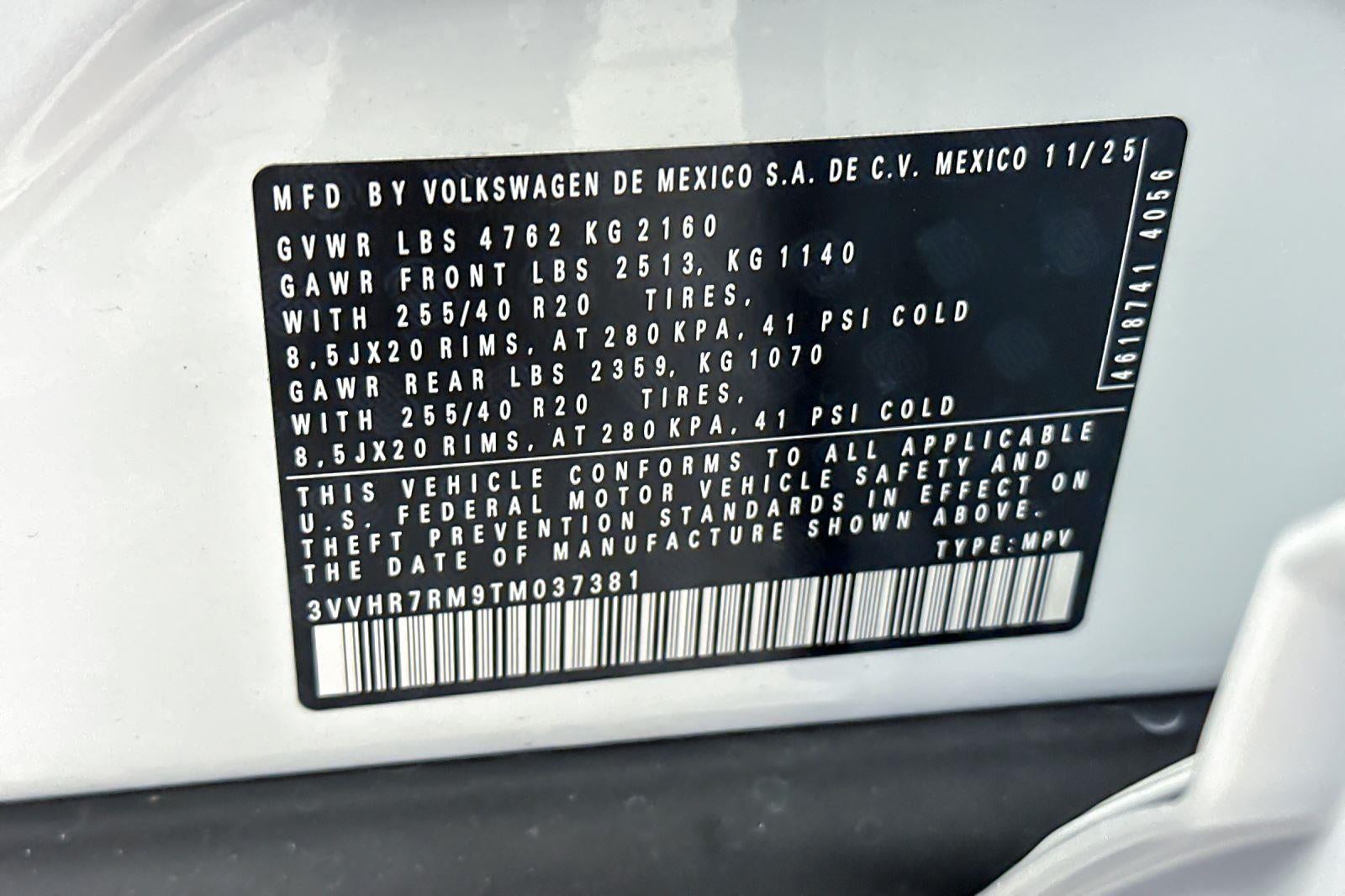 2026 Volkswagen Tiguan SE R-Line Black