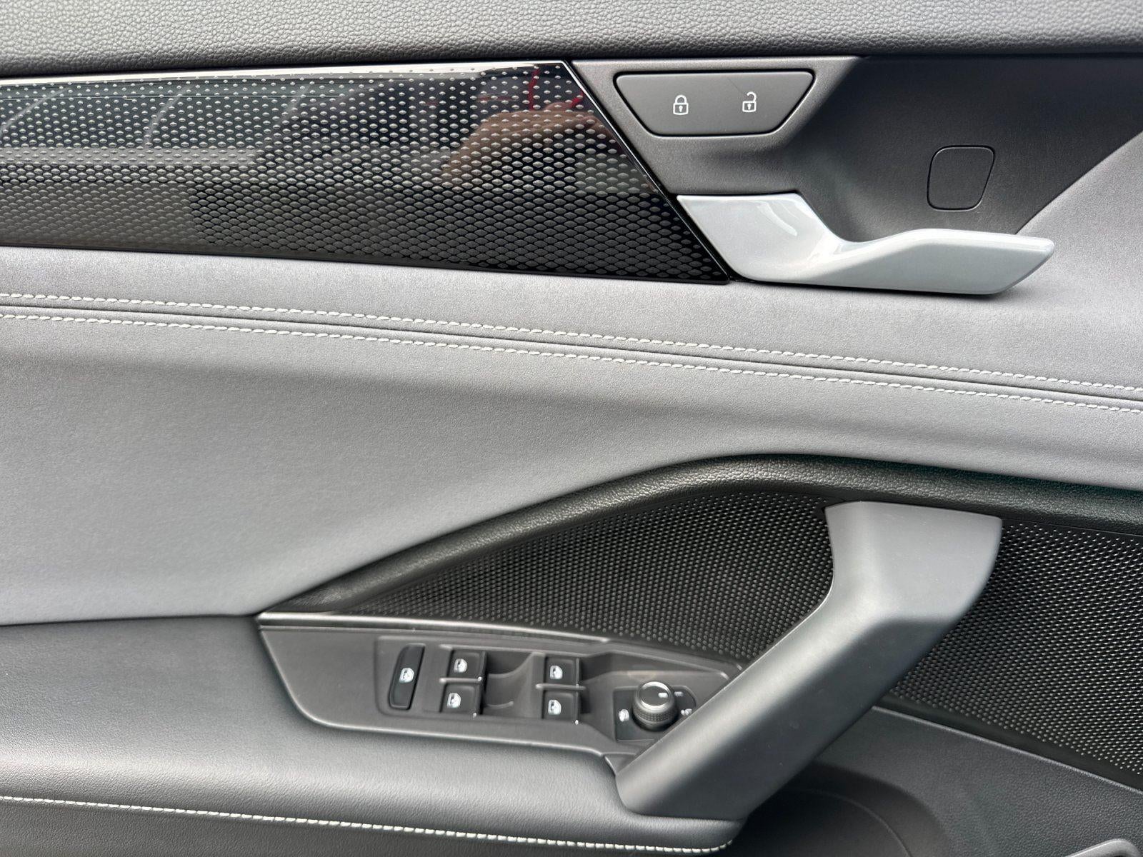 2025 Volkswagen Tiguan SE