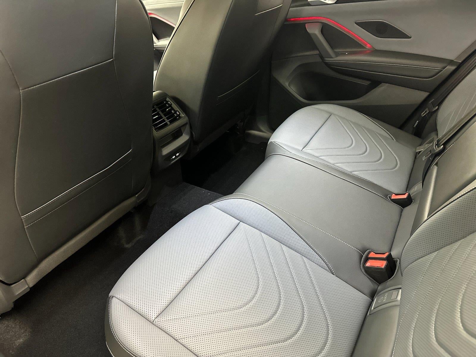 2027 Volkswagen Tiguan SE