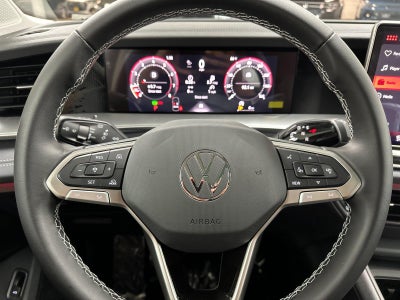 2027 Volkswagen Tiguan SE