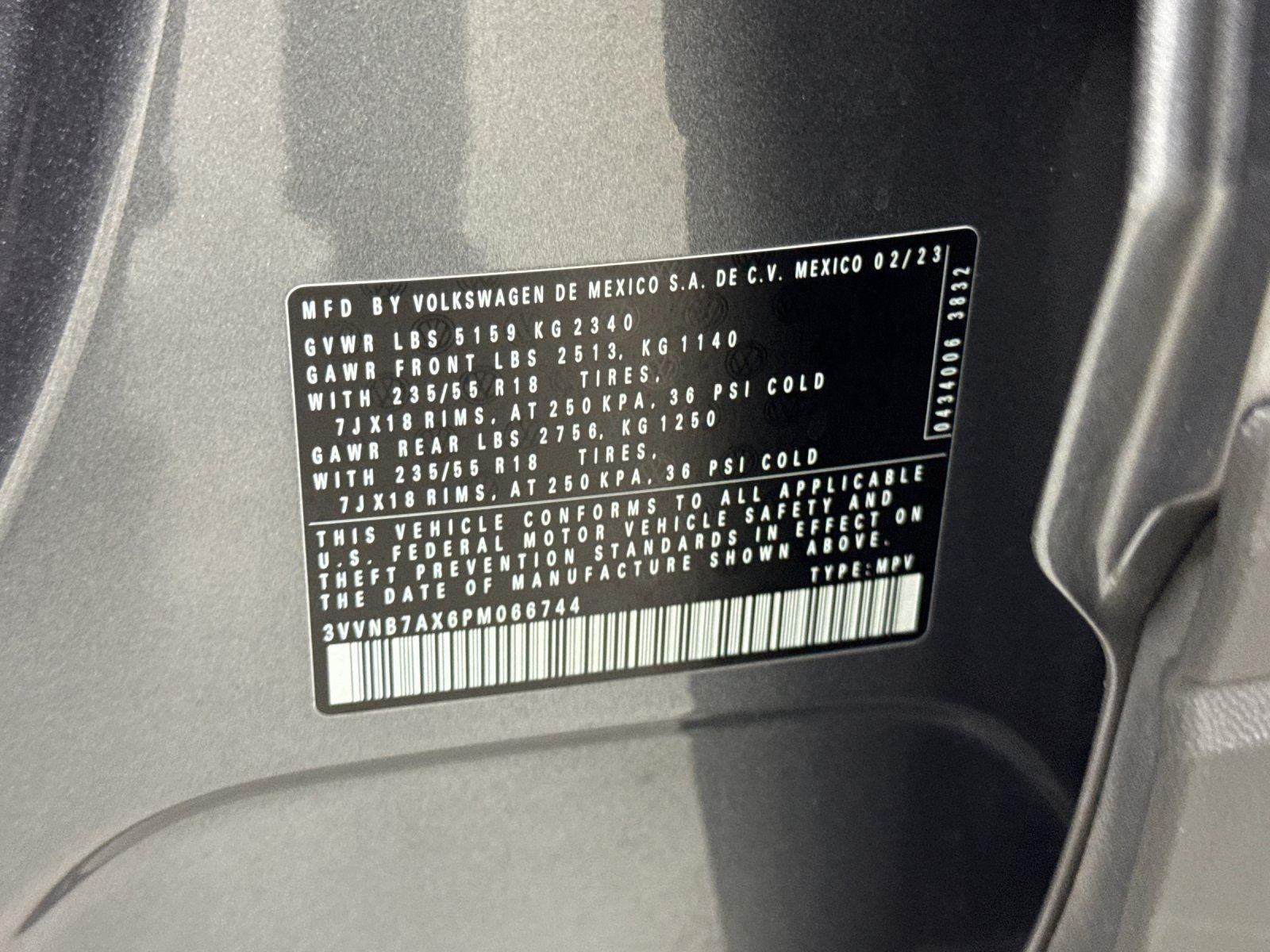 2023 Volkswagen Tiguan SE