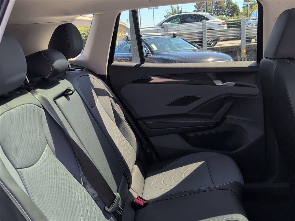 2025 Volkswagen Tiguan SE
