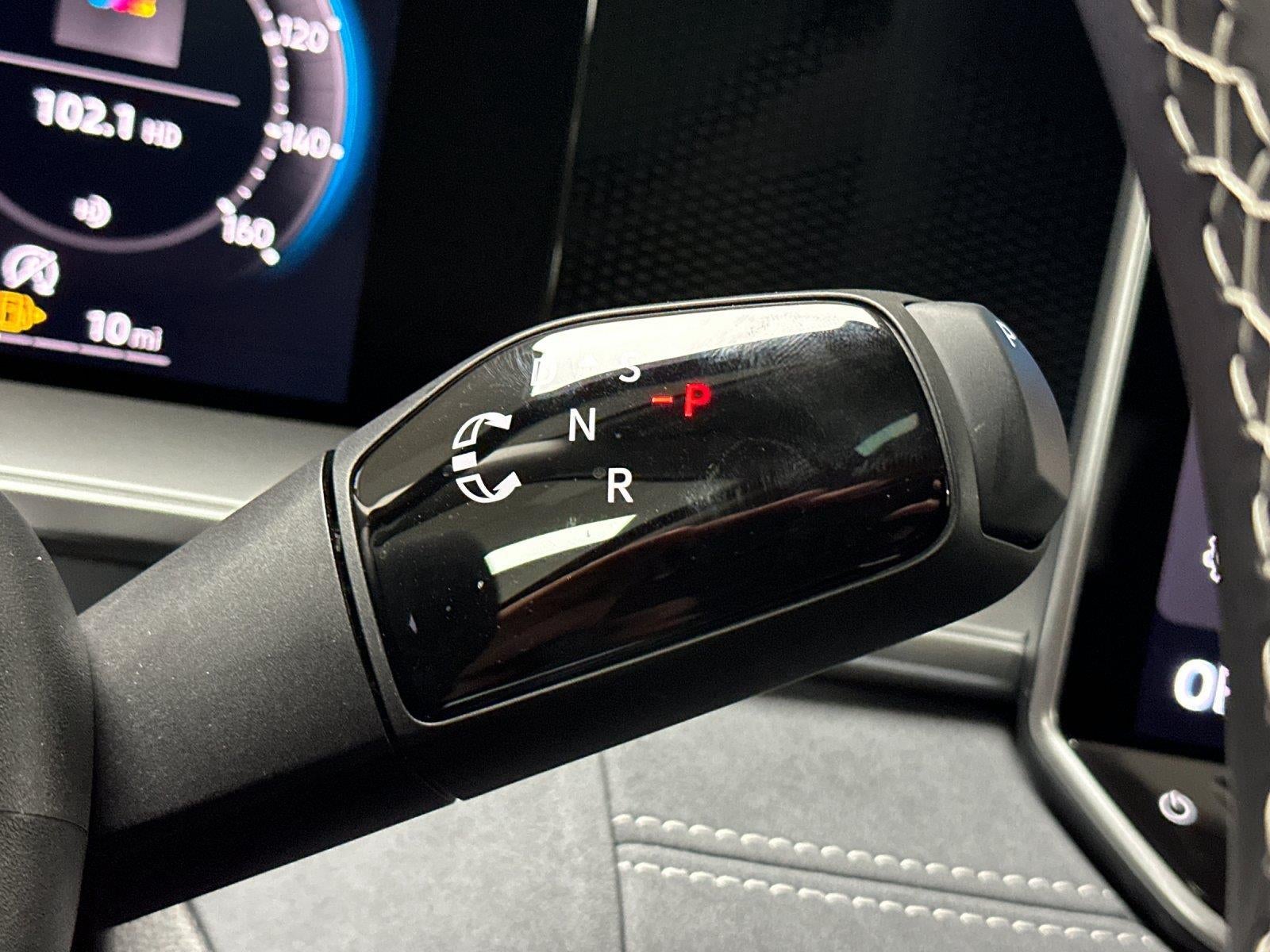 2025 Volkswagen Tiguan SE