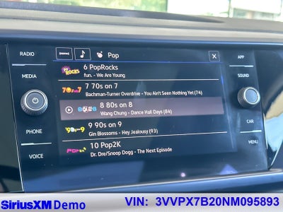 2022 Volkswagen Taos SE