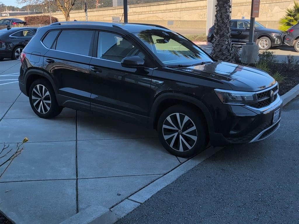 2022 Volkswagen Taos SE