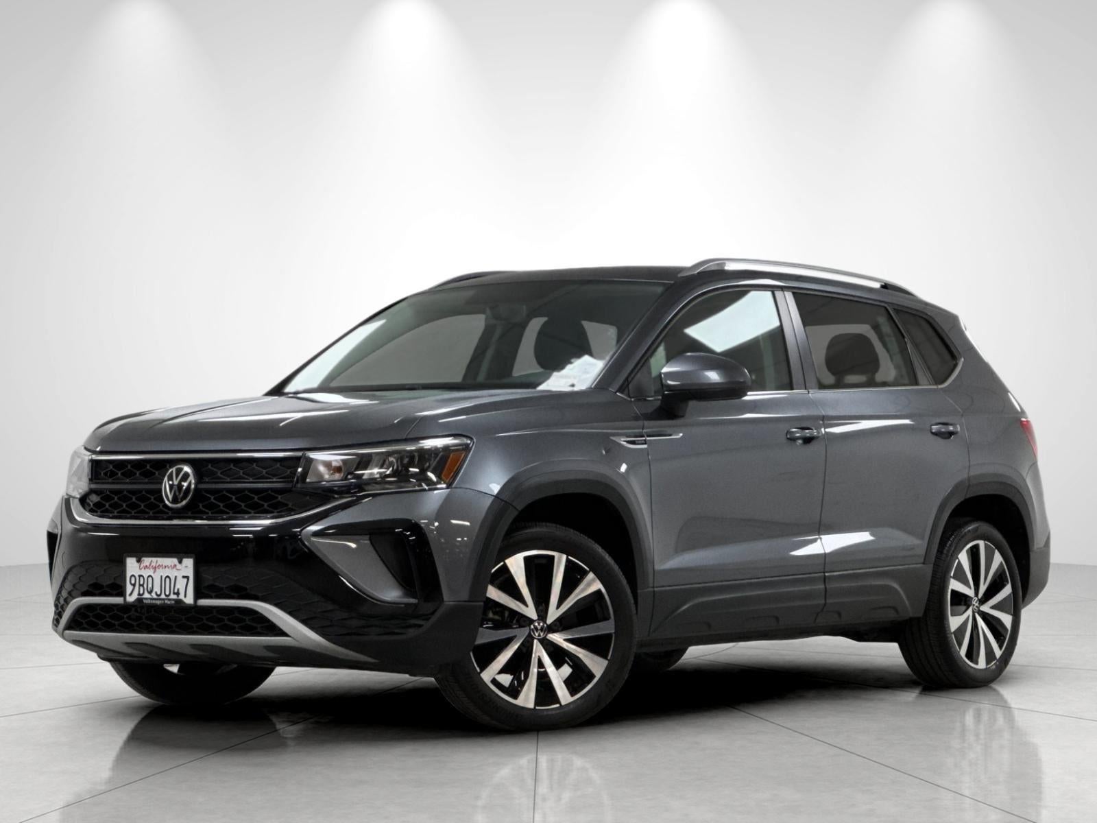 2022 Volkswagen Taos 1.5T SE's photo