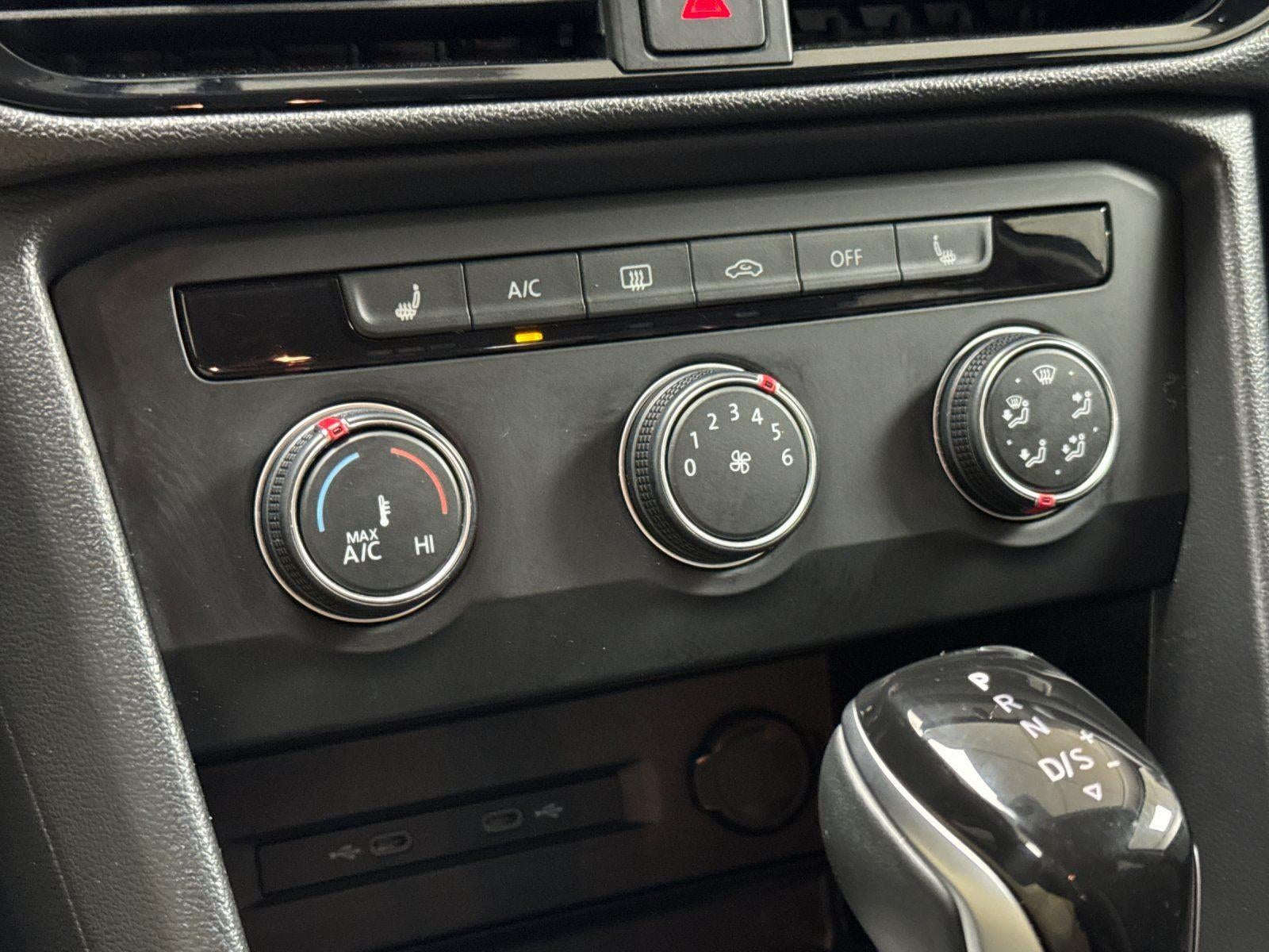 2022 Volkswagen Taos SE