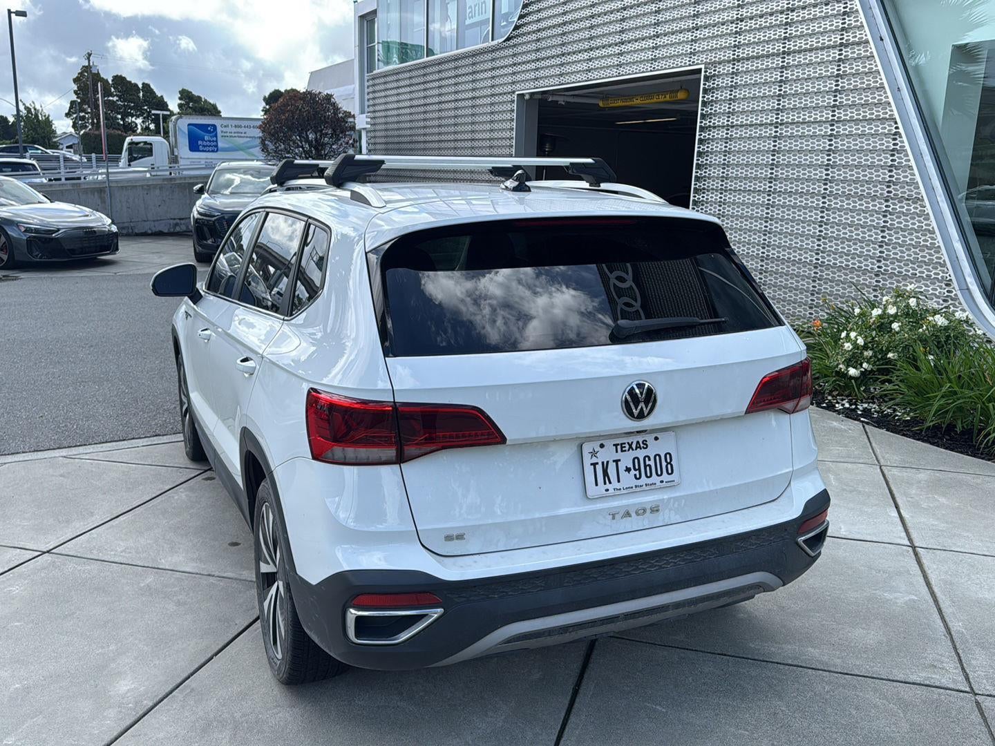 2023 Volkswagen Taos SE