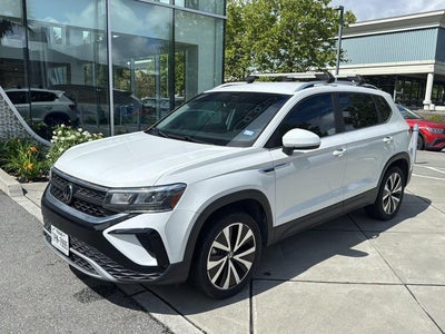 2023 Volkswagen Taos SE