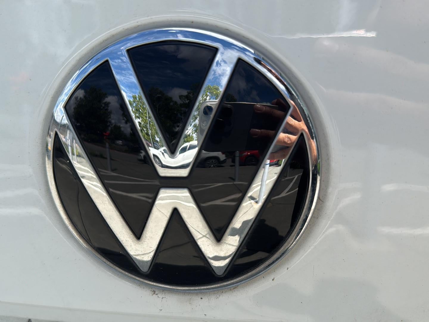 2023 Volkswagen Taos SE