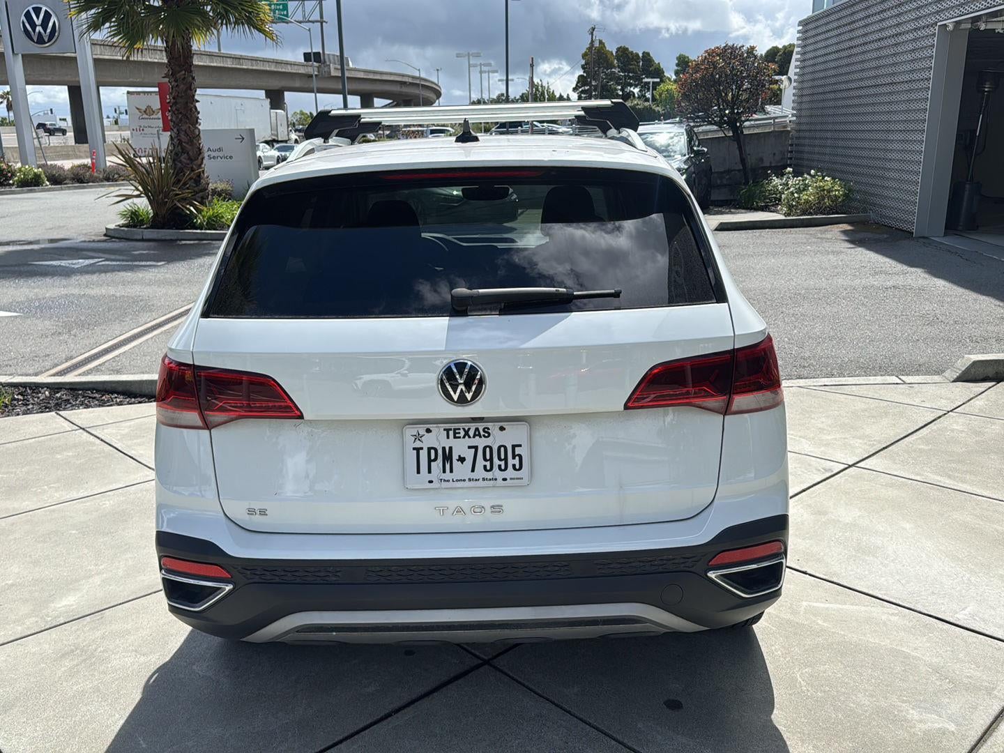 2023 Volkswagen Taos SE