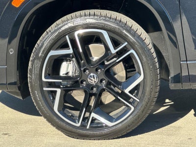 2026 Volkswagen Tiguan SEL R-Line Turbo