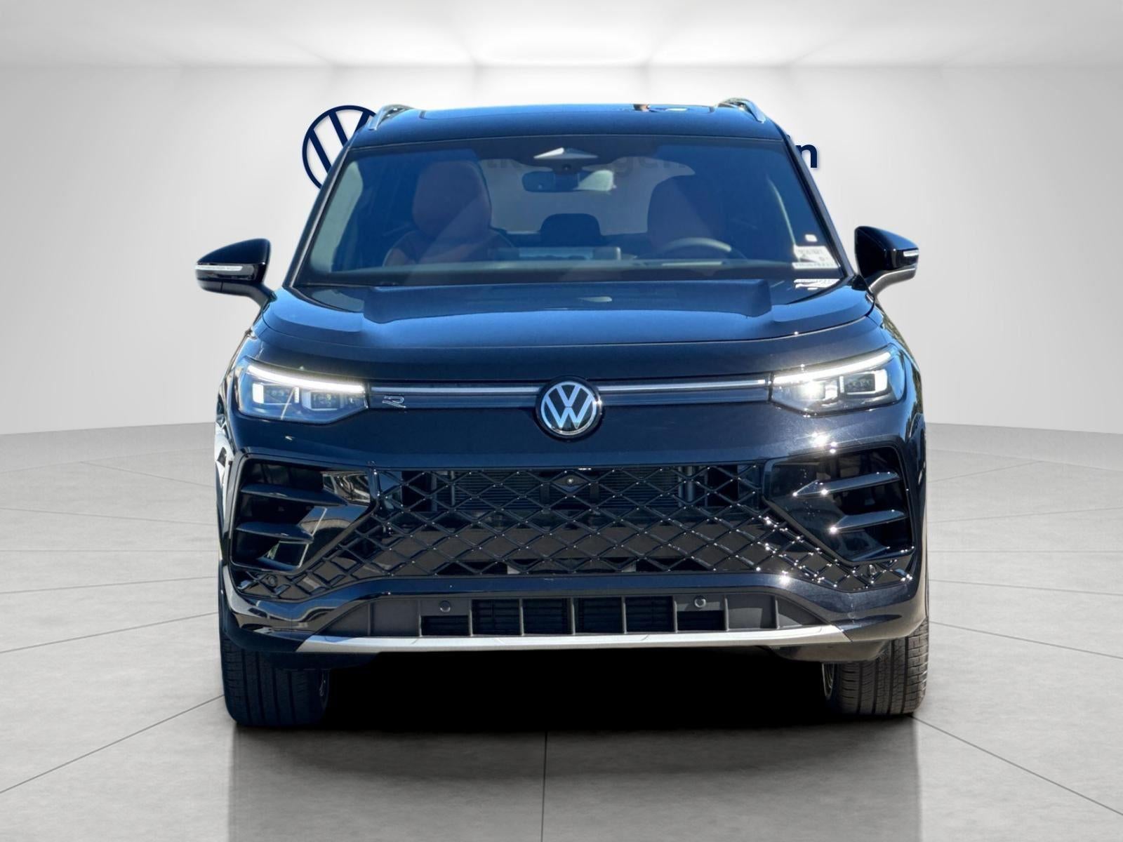 2026 Volkswagen Tiguan SEL R-Line Turbo