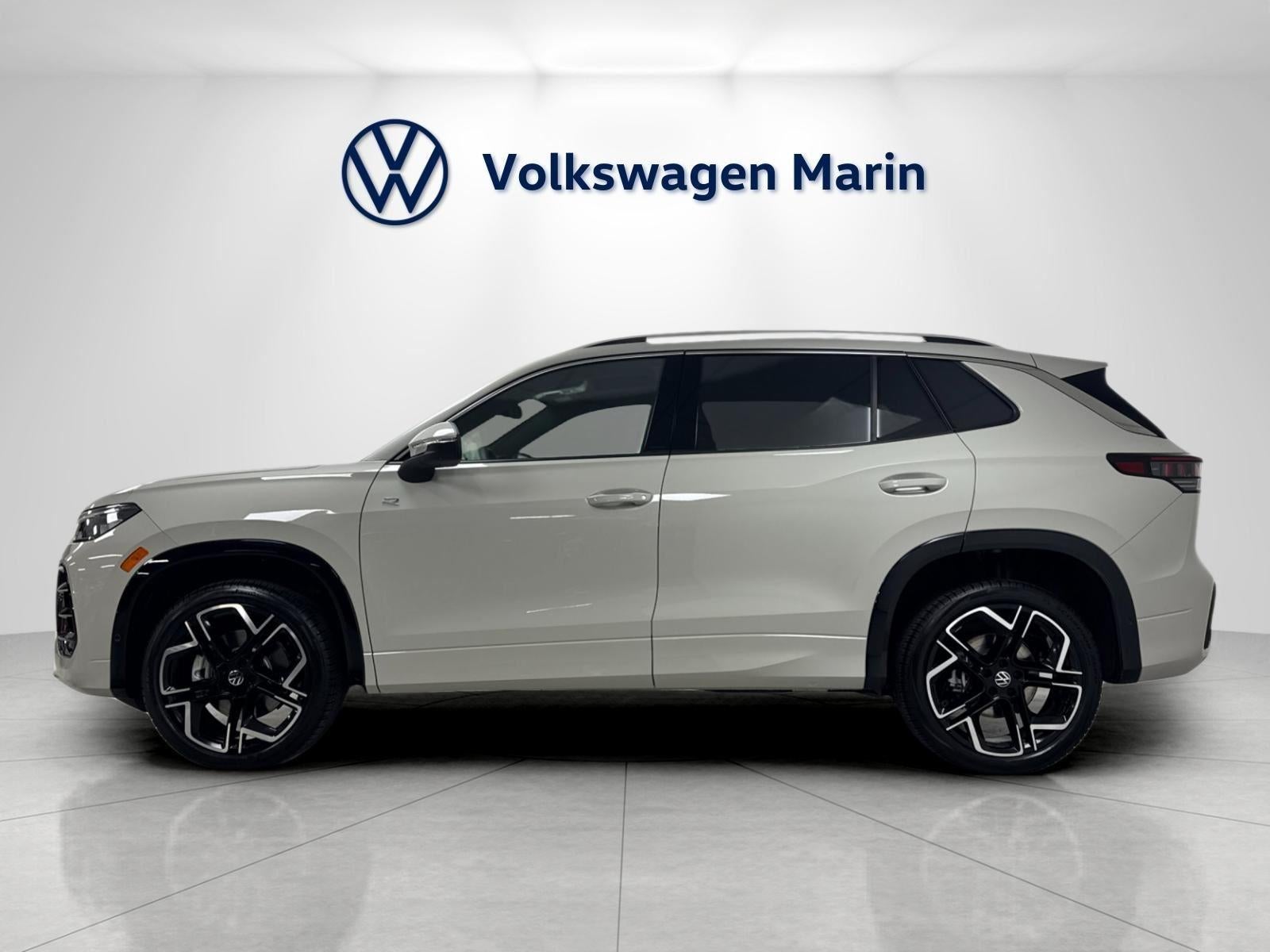2026 Volkswagen Tiguan SEL R-Line Turbo