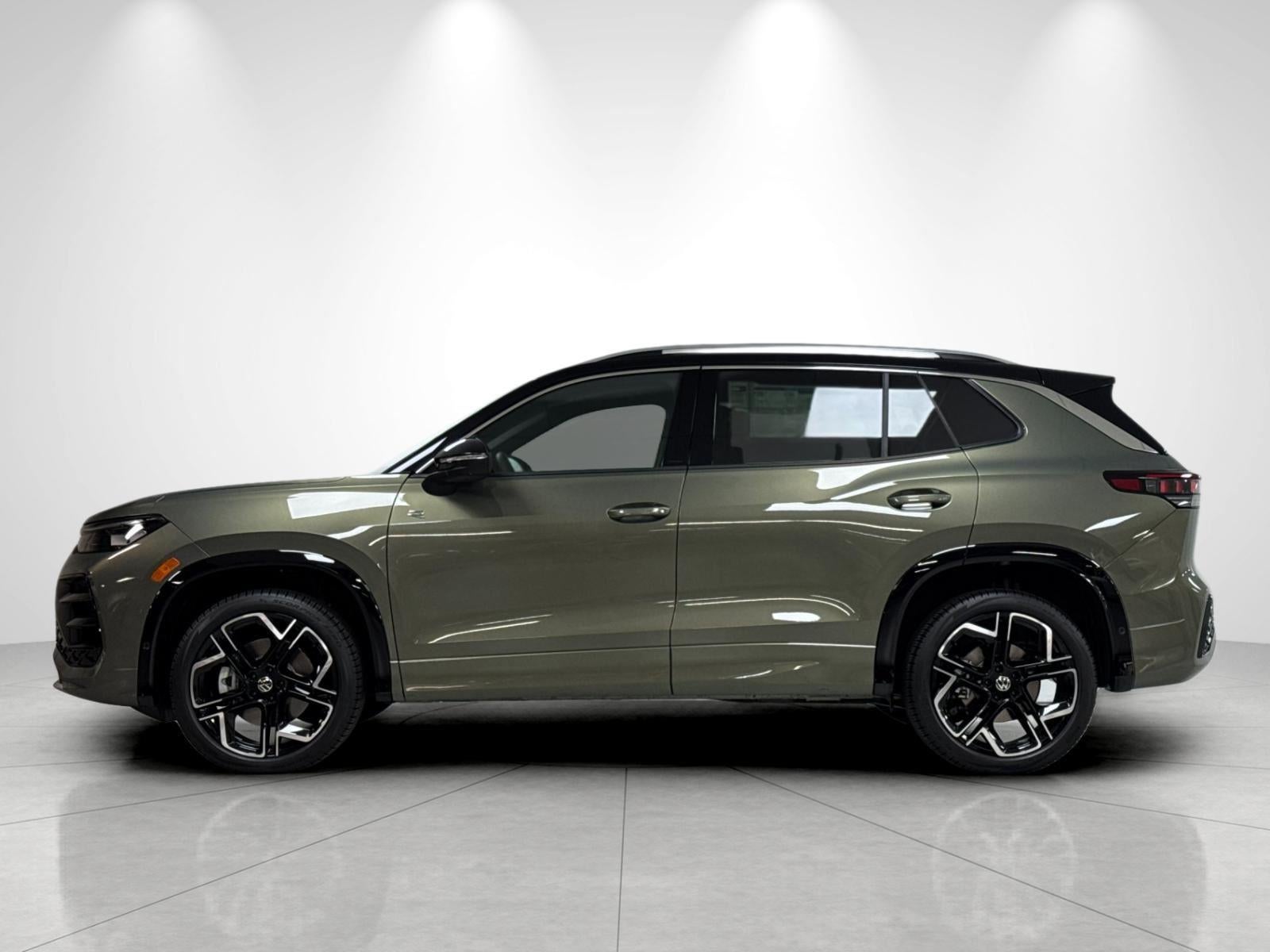 2026 Volkswagen Tiguan SEL R-Line Turbo
