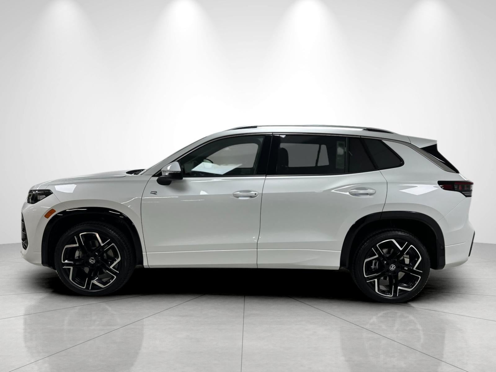 2026 Volkswagen Tiguan SEL R-Line Turbo
