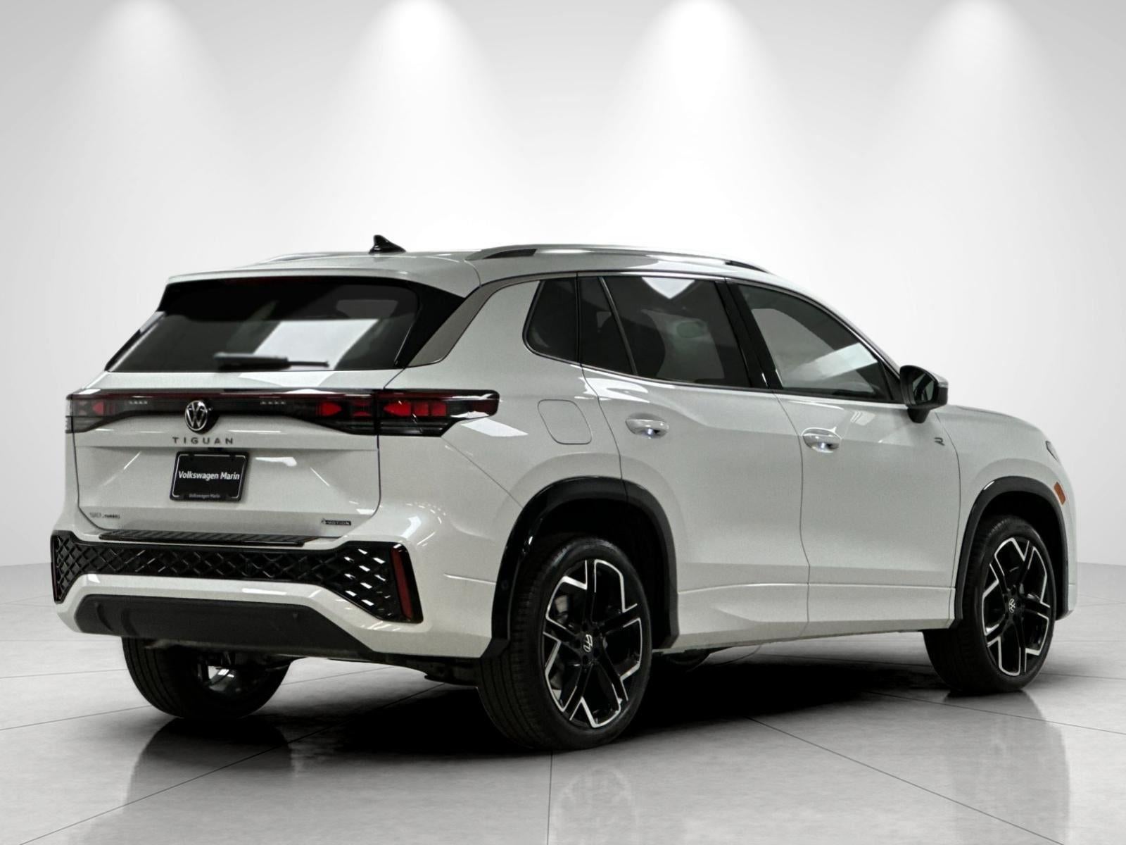 2026 Volkswagen Tiguan SEL R-Line Turbo