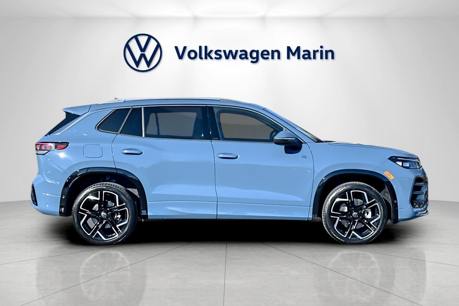 2026 Volkswagen Tiguan SEL R-Line Turbo