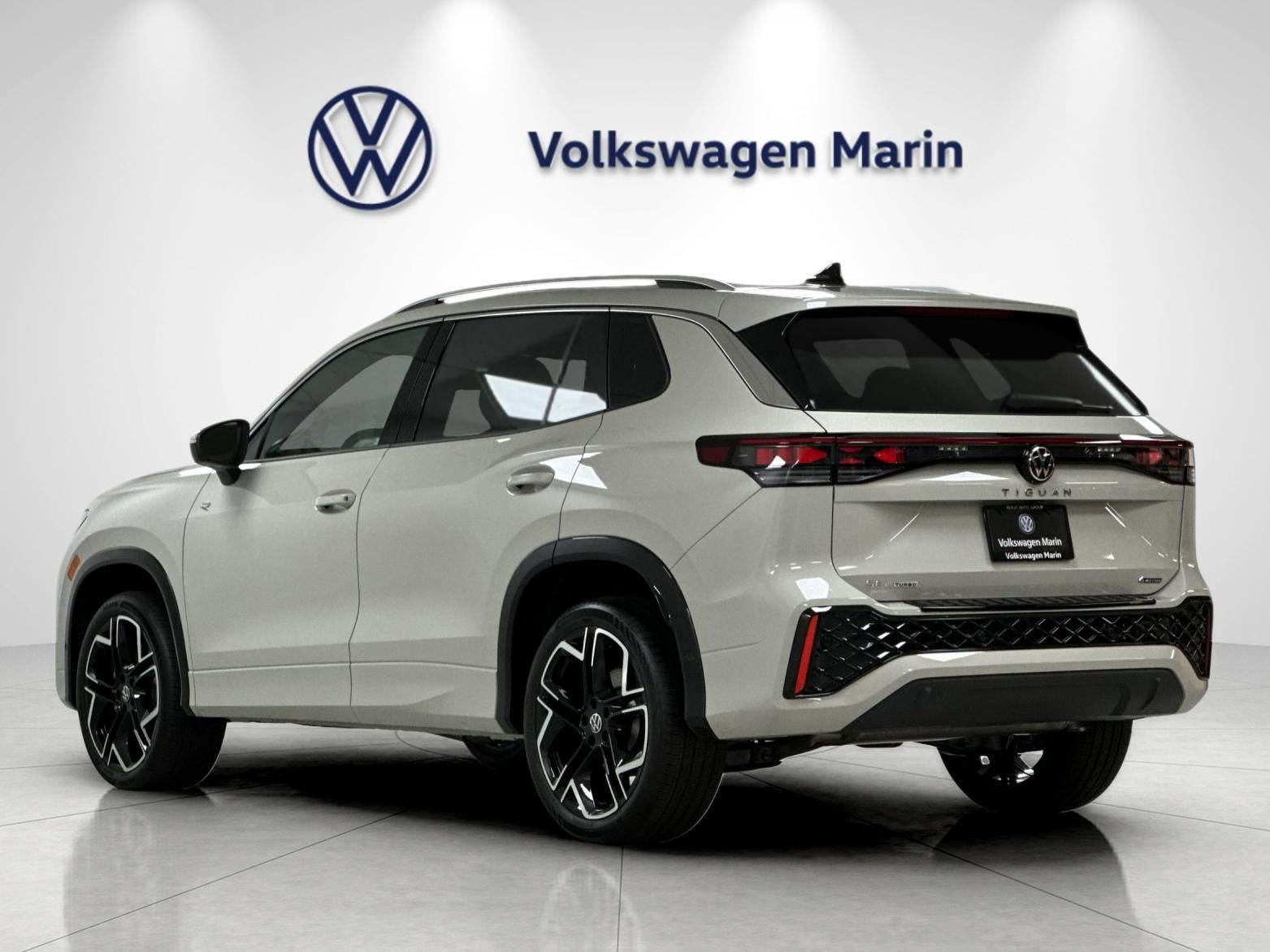 2026 Volkswagen Tiguan SEL R-Line Turbo