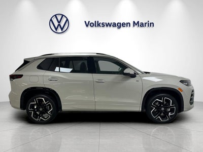 2026 Volkswagen Tiguan SEL R-Line Turbo