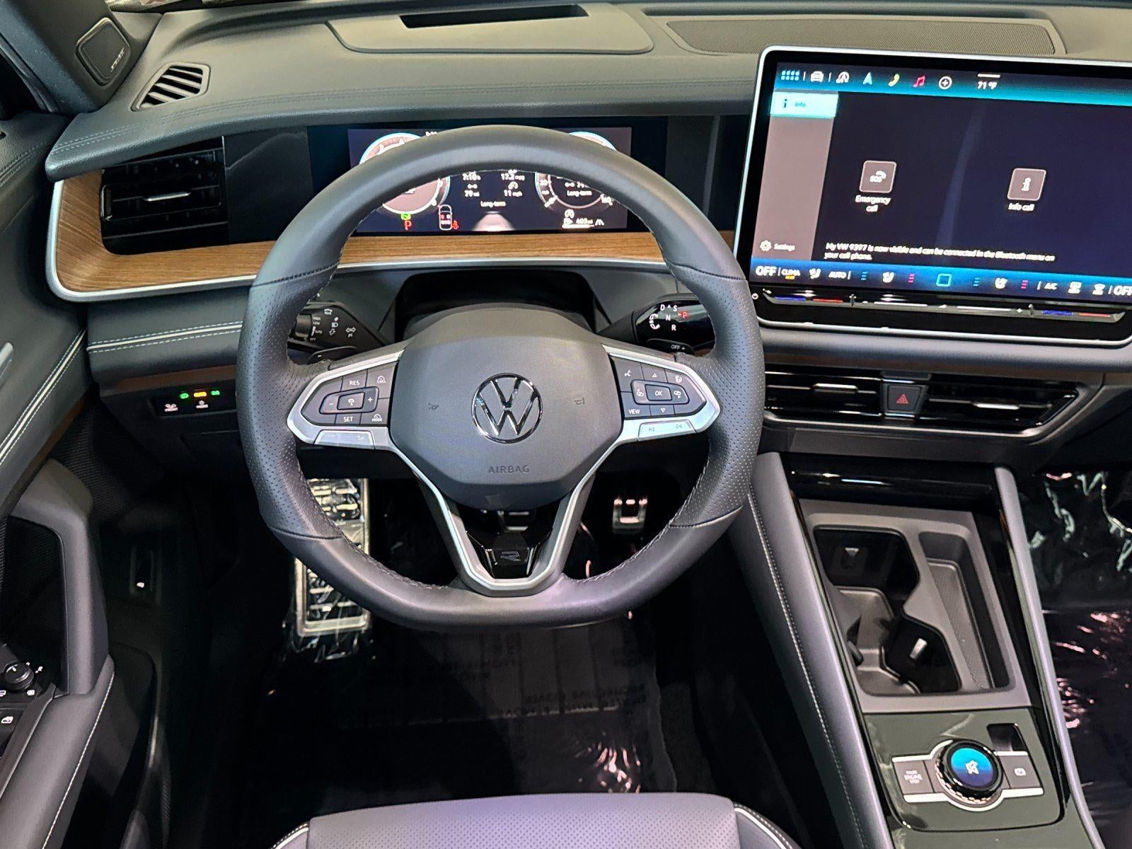 2026 Volkswagen Tiguan SEL R-Line Turbo