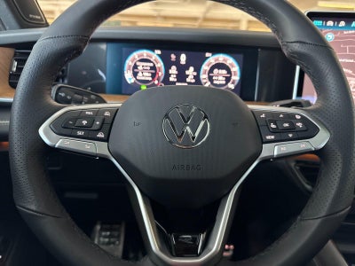 2026 Volkswagen Tiguan SEL R-Line Turbo