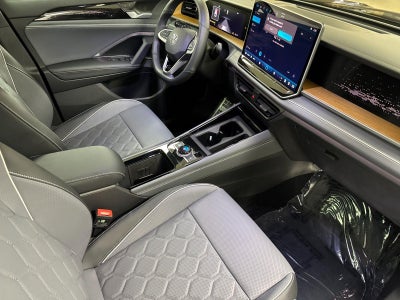 2026 Volkswagen Tiguan SEL R-Line Turbo