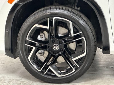 2026 Volkswagen Tiguan SEL R-Line Turbo