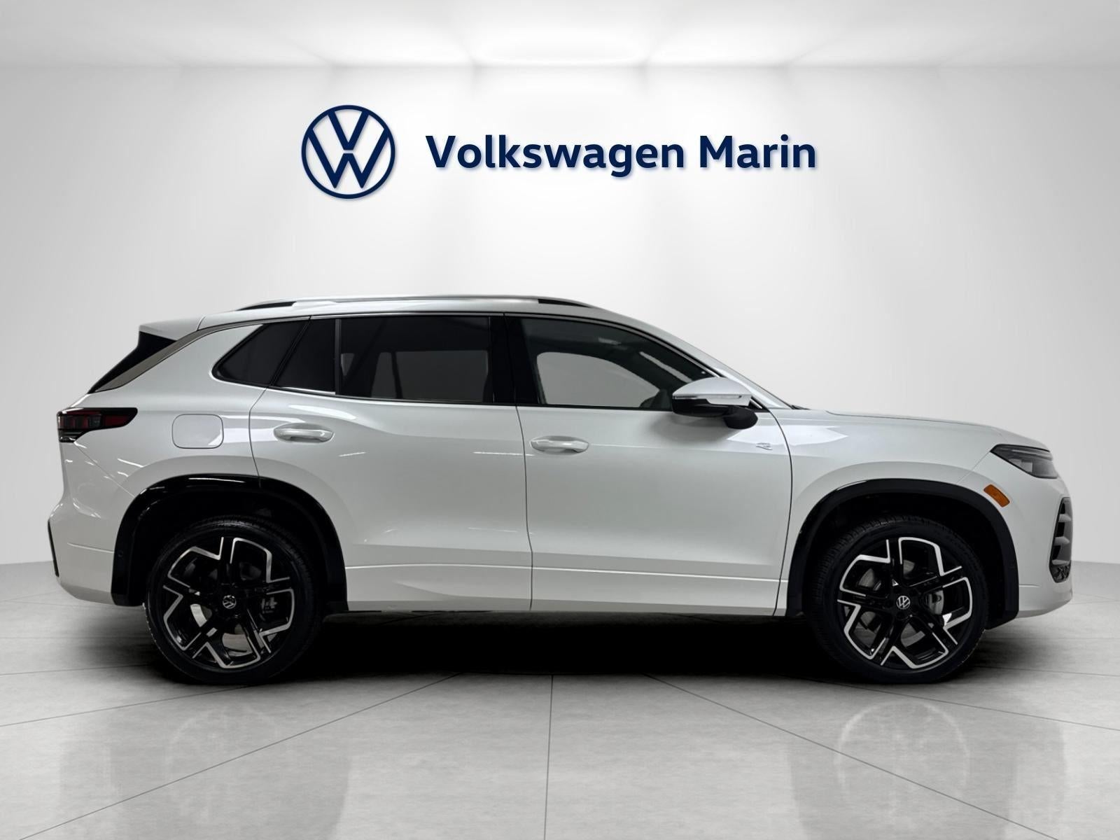 2026 Volkswagen Tiguan SEL R-Line Turbo