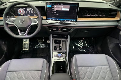 2026 Volkswagen Tiguan SEL R-Line Turbo