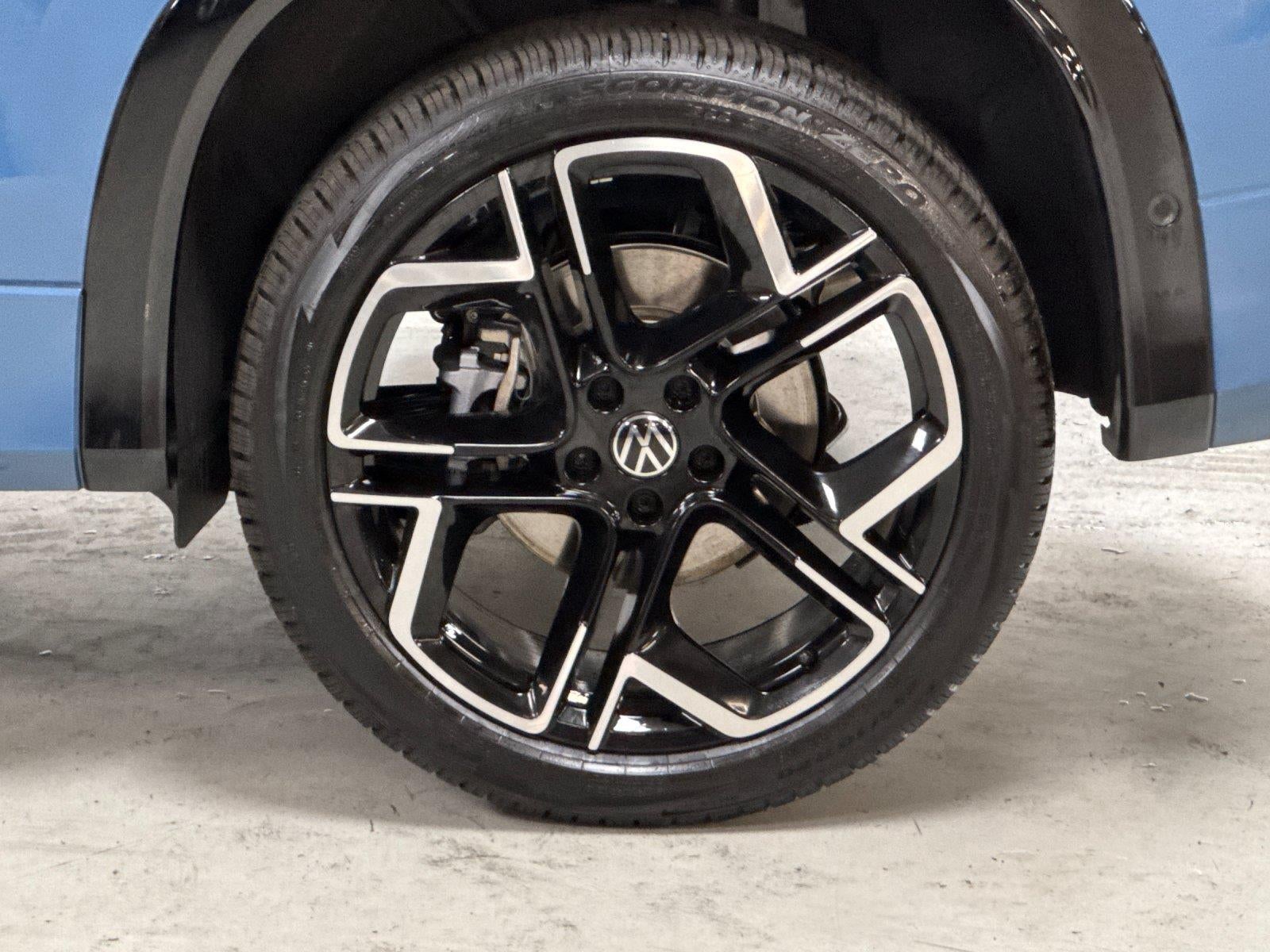 2026 Volkswagen Tiguan SEL R-Line Turbo