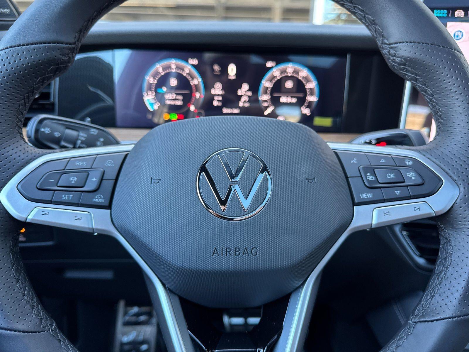 2026 Volkswagen Tiguan SEL R-Line Turbo