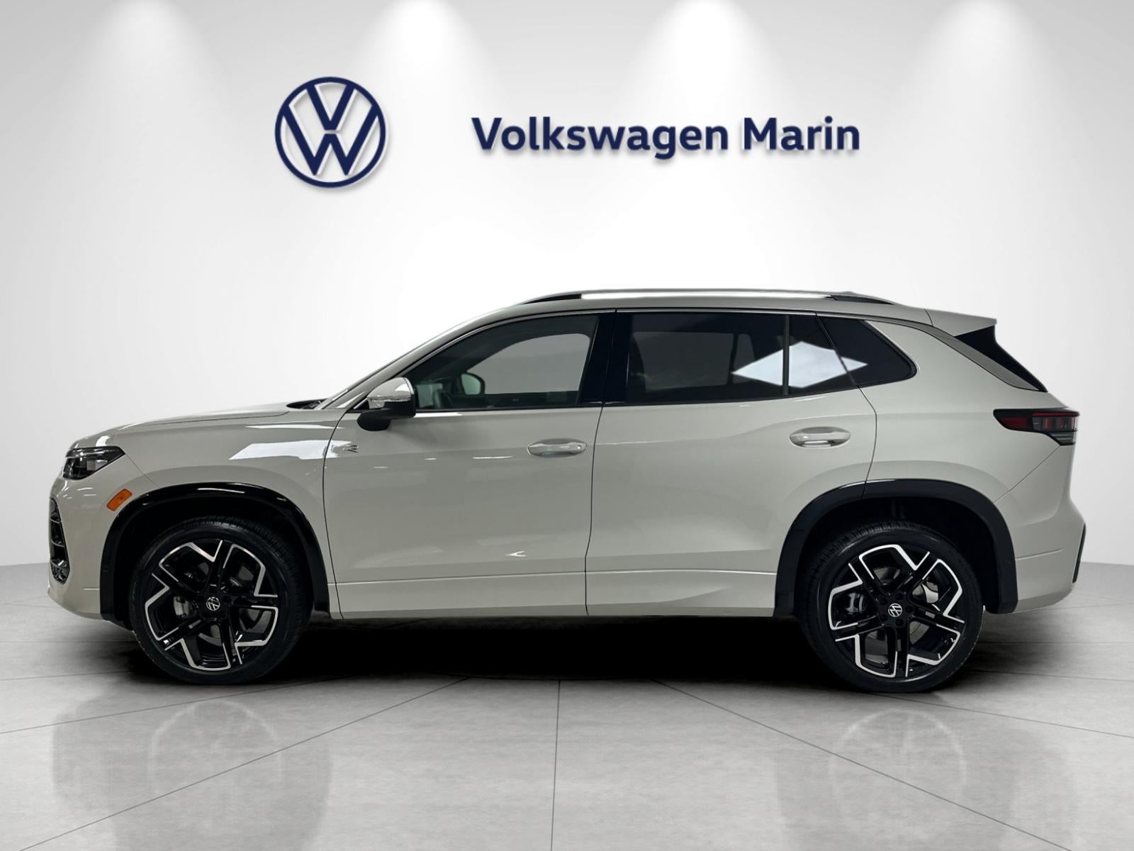 2026 Volkswagen Tiguan SEL R-Line