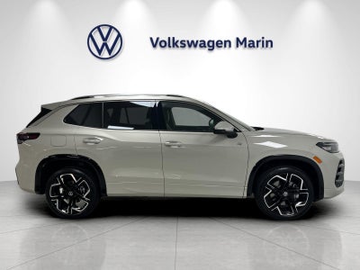 2026 Volkswagen Tiguan SEL R-Line