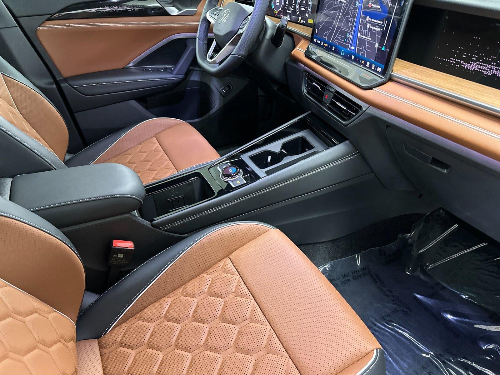 2027 Volkswagen Tiguan SEL R-Line Turbo