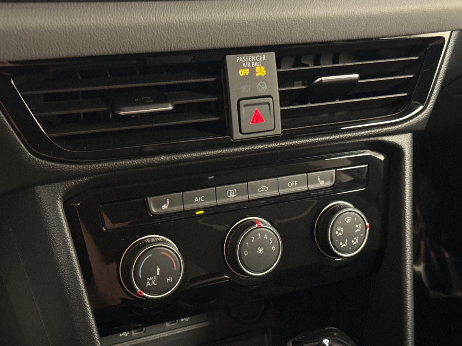 2023 Volkswagen Taos SE