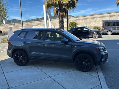 2023 Volkswagen Taos SE