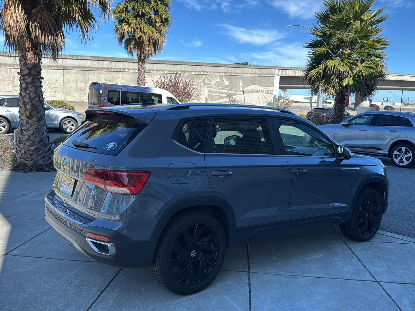 2023 Volkswagen Taos SE