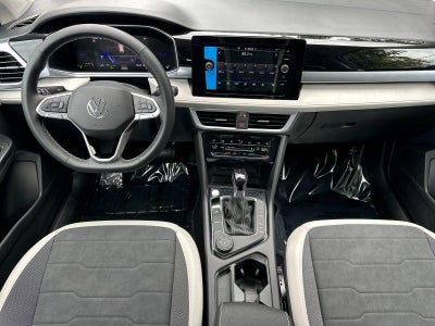 2026 Volkswagen Taos SE