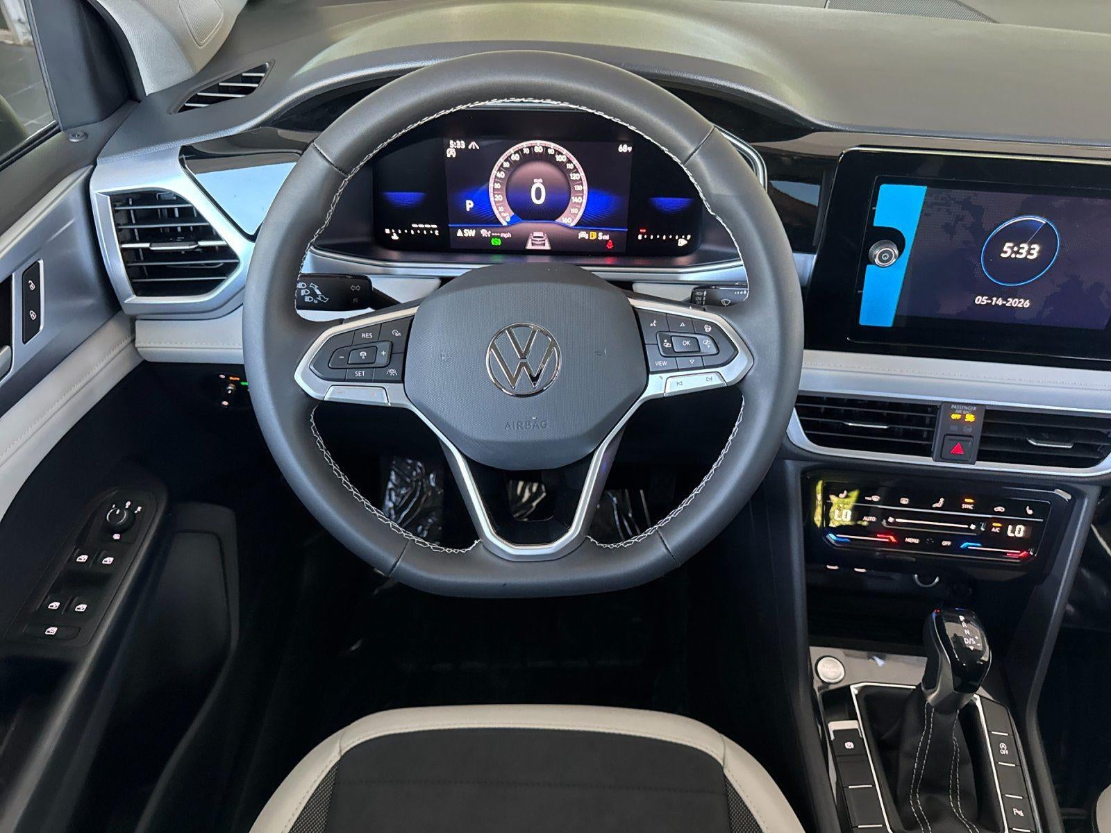 2026 Volkswagen Taos SE
