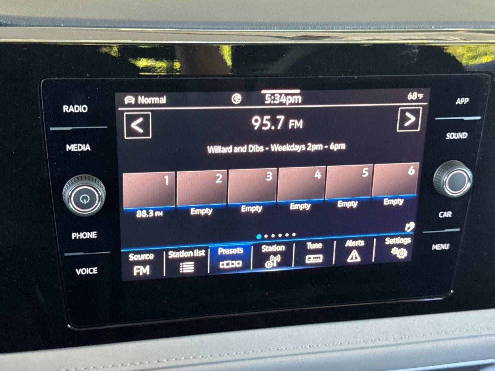 2026 Volkswagen Taos SE