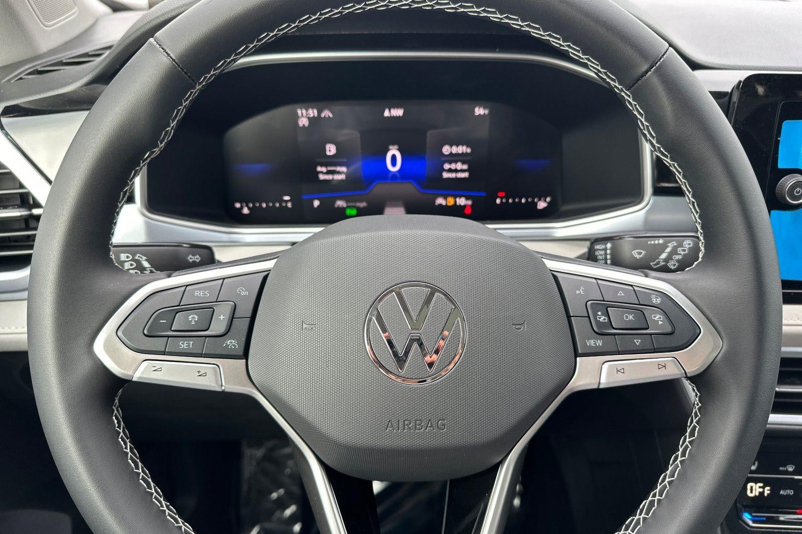 2026 Volkswagen Taos SE