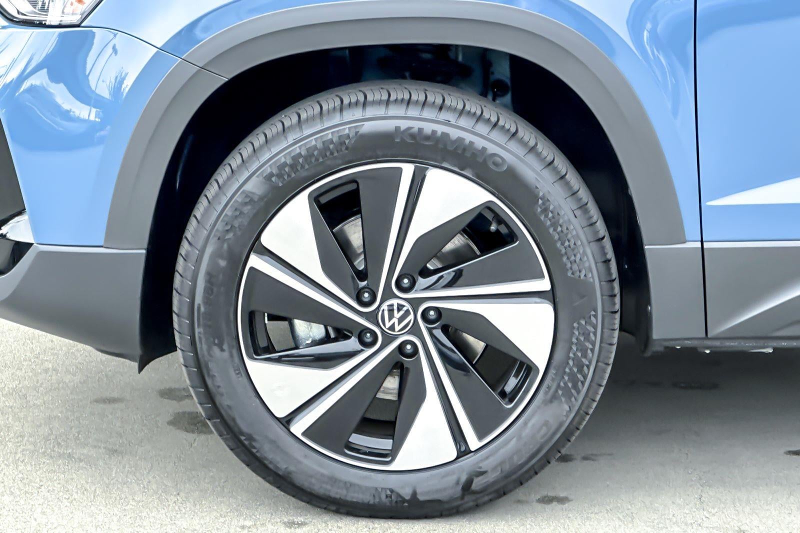 2026 Volkswagen Taos SE