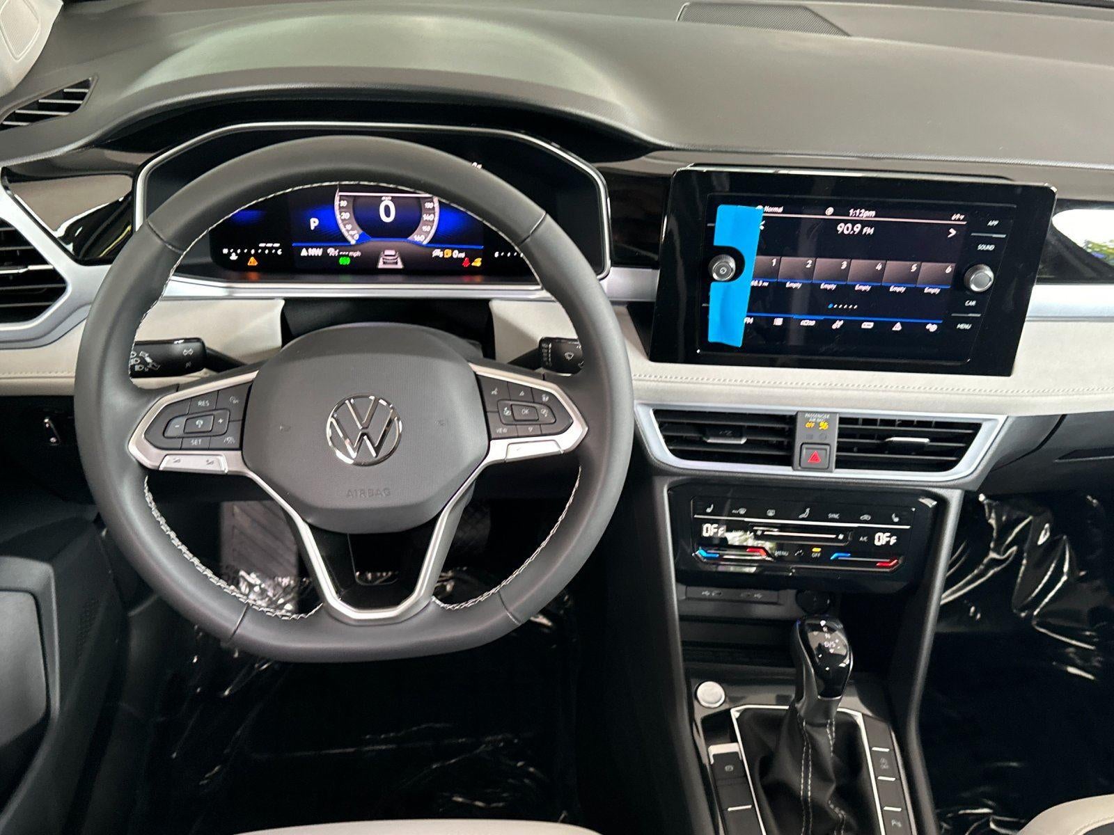2026 Volkswagen Taos SE